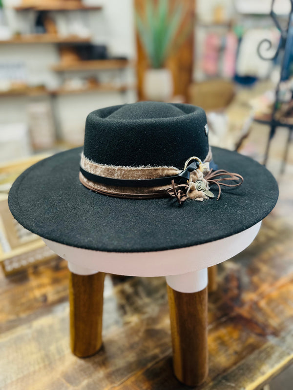 Evie Felt Hat - Cinderella Ranch Boutique