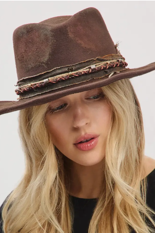 Distressed Vintage Hat | Arrival 9/15