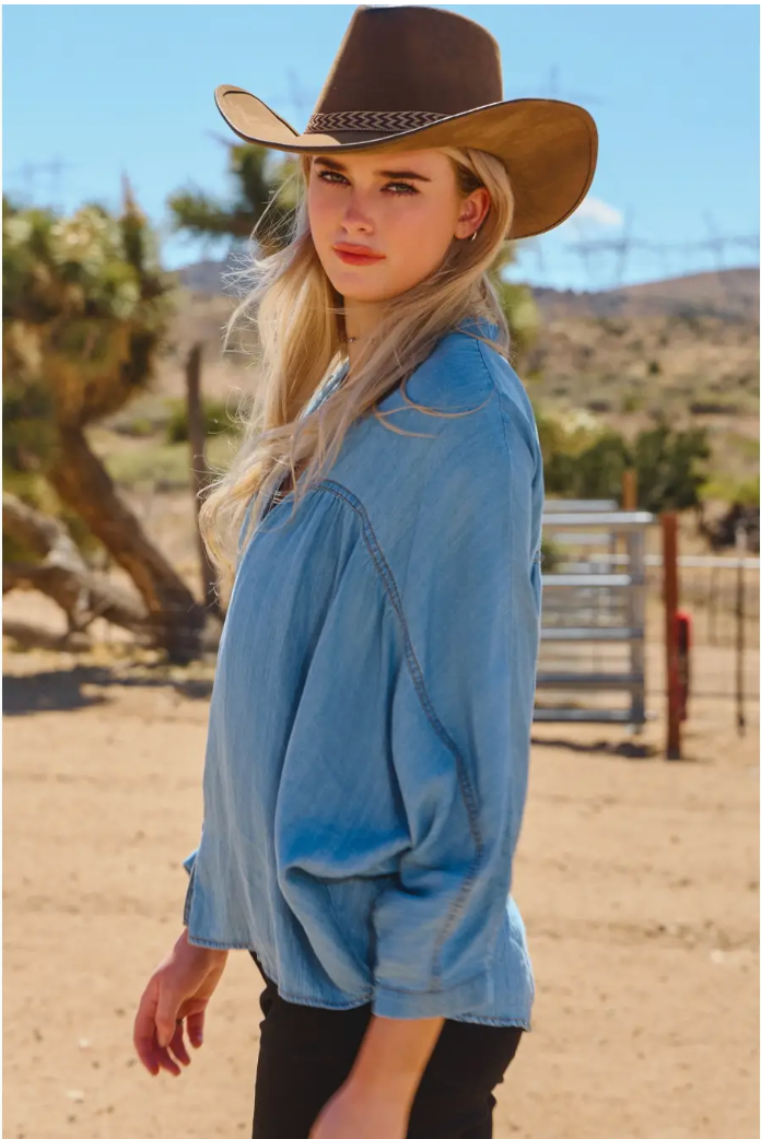 True Grit Chambray Shirt | Arrival 12/19