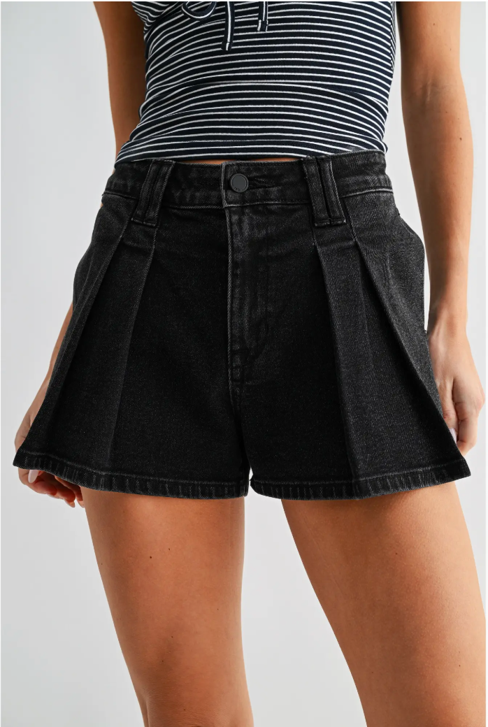 Night Moves Pleated Front Short | Arrival 6/22