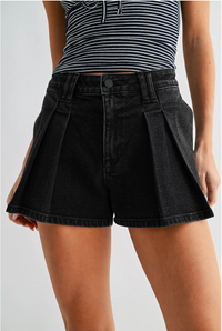 Night Moves Pleated Front Short | Arrival 6/22