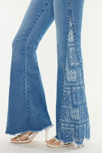 Walk On By Jeans | Arrival 6/22