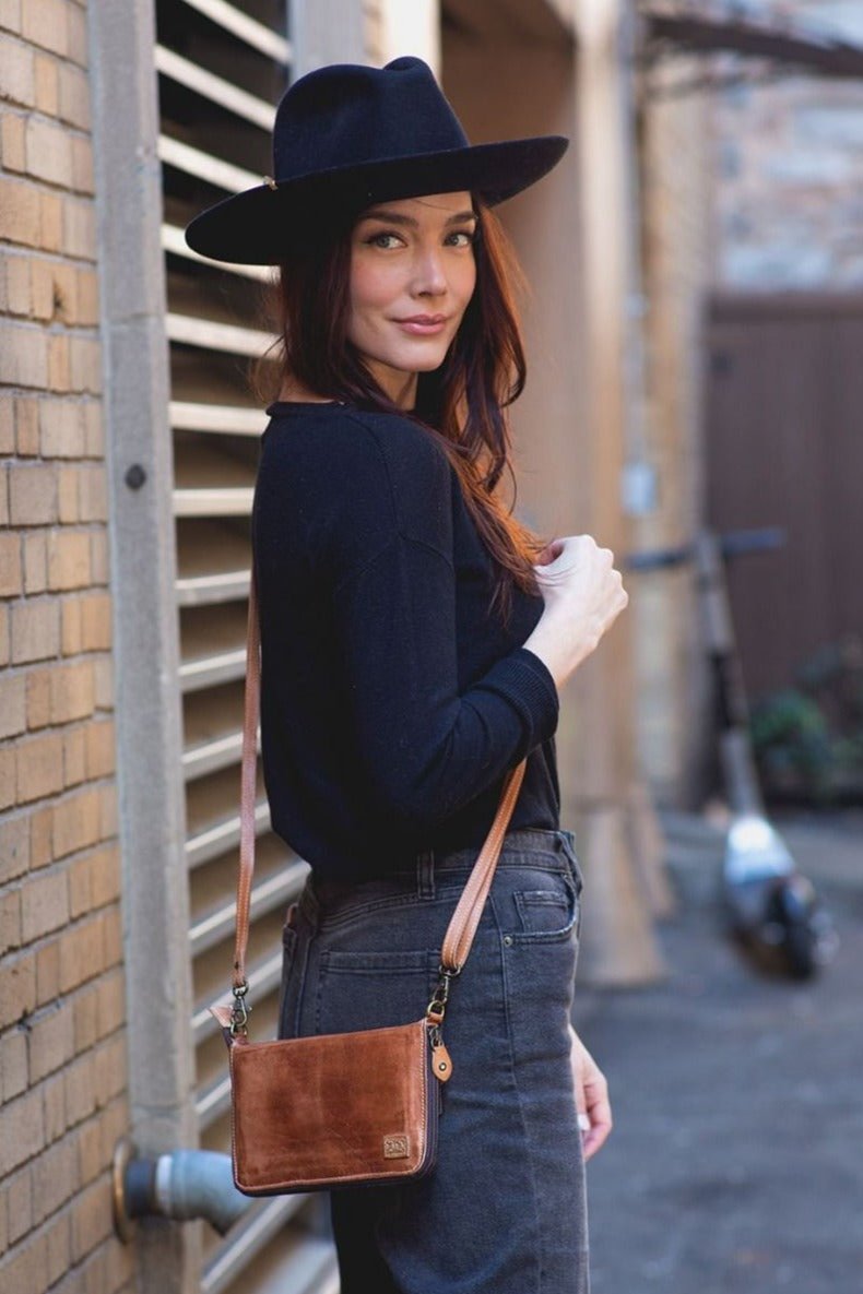 BedStu Templeton Wallet  - Tan | Arrival 3/23 - Cinderella Ranch Boutique